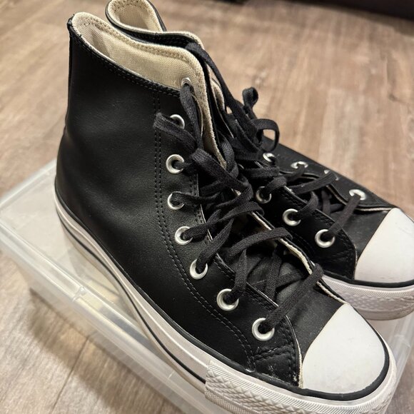 Converse Women's Chuck Taylor All Star Lift High - Picture 1 of 4